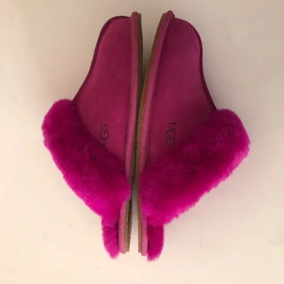 UGG Scuffette II genuine shearling suede Slipper. Waterproof. NWT. Size: 7, 8 - Picture 6 of 12